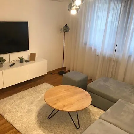 アパート Likehome 2+2 With Parking *