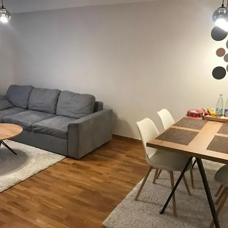 Likehome 2+2 With Parking サラエヴォ