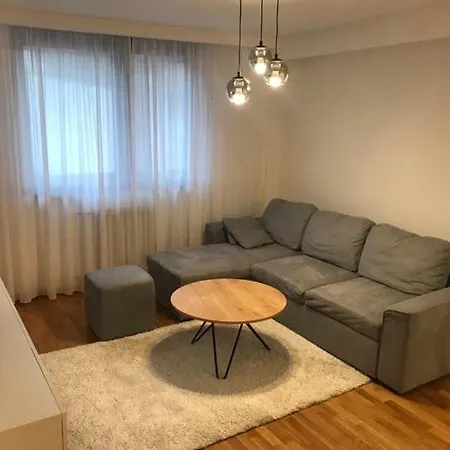 Likehome 2+2 With Parking * サラエヴォ