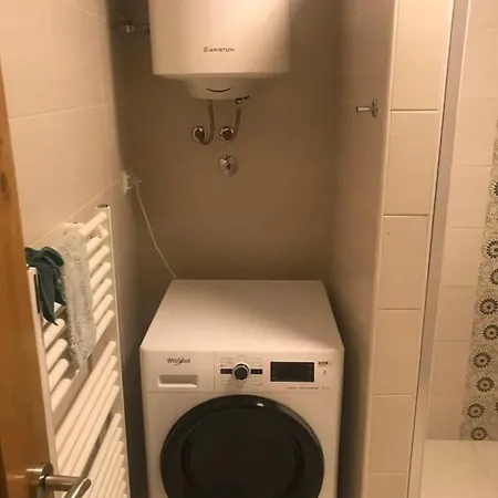 Likehome 2+2 With Parking *